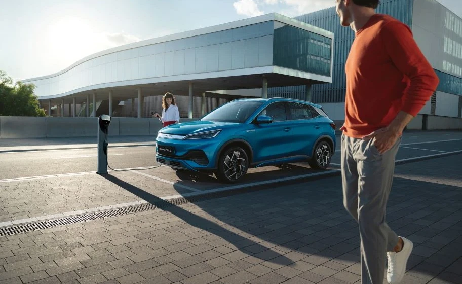 BYD Atto 3: The Ultimate Electric Family SUV? Review & Specs